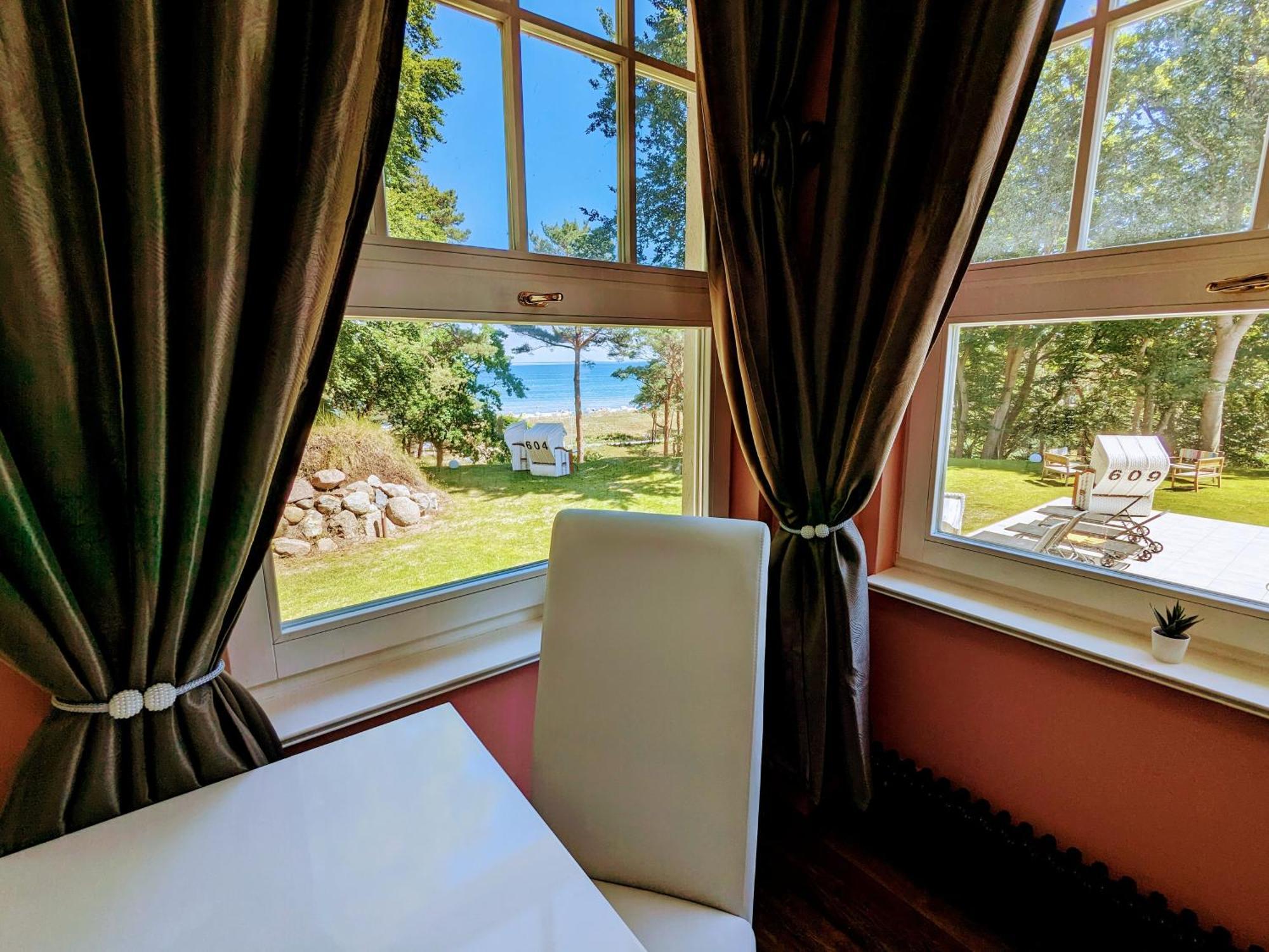 Strandhotel Lindequist Sellin  Exterior photo